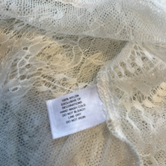 Modern Movement Elegant Boho Lace Sheer Top - White - Picture 6 of 8